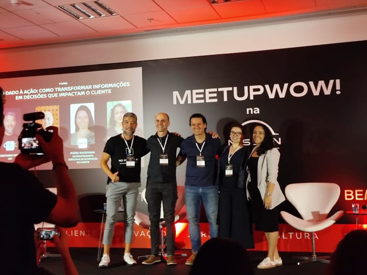 Do dado à ação: Como transformar informações em decisões que impactam o cliente